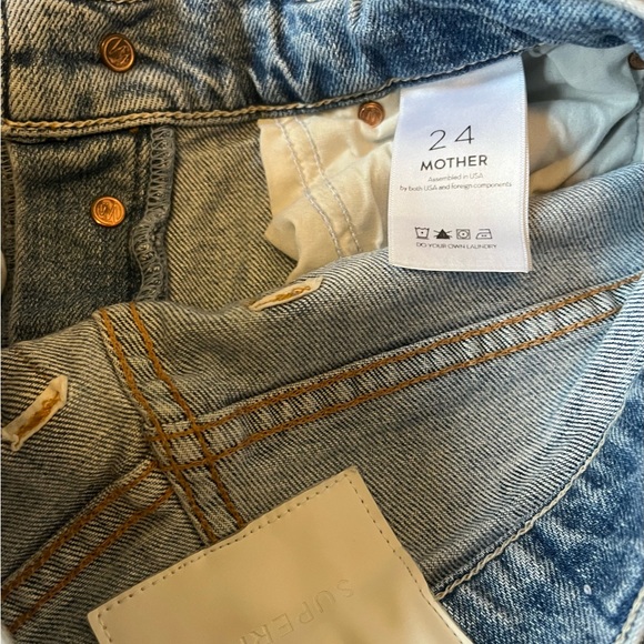 Mother Tomcat Ankle Distressed Jeans - Picture 4 of 4